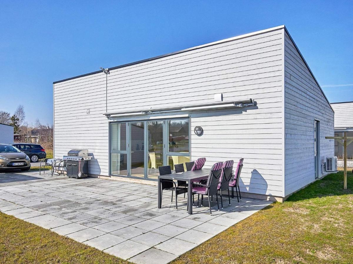 6 Person Holiday Home In Nex Nexo Екстер'єр фото